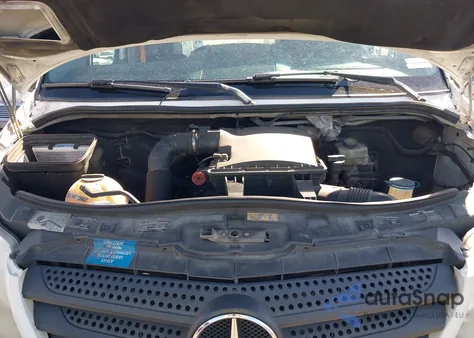 2015 Mercedes-Benz Sprinter 2500 High Roof from USA, damaged, VIN WD3PE8DB1FP123293